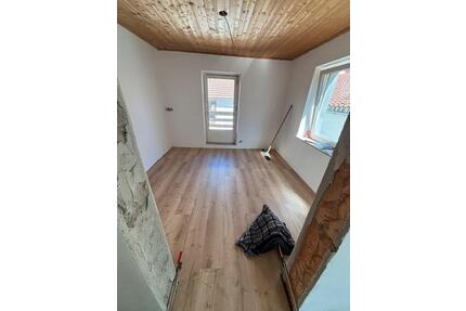 Wohung zu Vermieten WG - 550,00&nbsp;EUR Kaltmiete, ca.&nbsp; 45,00&nbsp;m&sup2; in Rosenheim (PLZ: 83026) Aising
