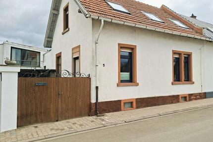 Haus in Grünstadt - 345.000,00&nbsp;EUR Kaufpreis, ca.&nbsp; 116,00&nbsp;m&sup2; in Grünstadt (PLZ: 67269)