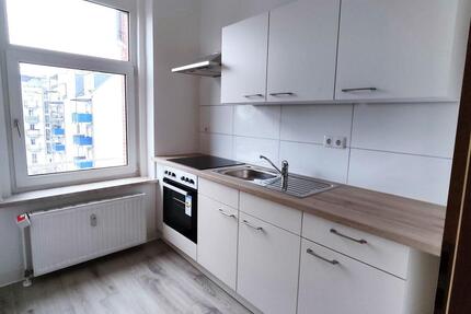 Neu renovierte 2-Zi.-Wohnung mit Einbauküche -zentrumsnah! - Plauen Bahnhofsvorstadt