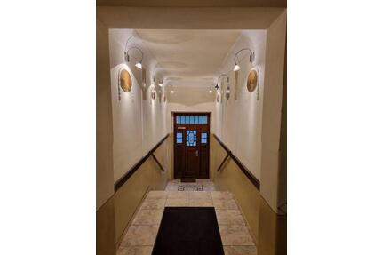 Klimatisierte 2-Raum DG-Wohnung mit EBK in L- Anger-Crottendorf - Leipzig Ost