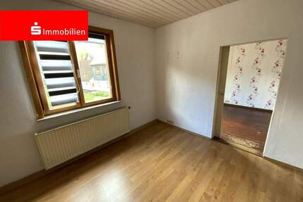 Vermieten oder selbst nutzen! - 65.000,00&nbsp;EUR Kaufpreis, ca.&nbsp; 70,00&nbsp;m&sup2;&nbsp;Wohnfl&auml;che in Schleusingen (PLZ: 98553) Schleusingerneundorf