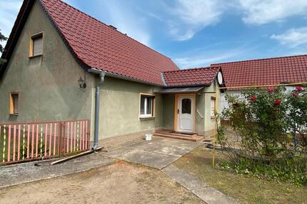 Einfamilienhaus in Altenau - 75.000,00&nbsp;EUR Kaufpreis, ca.&nbsp; 70,00&nbsp;m&sup2; in Mühlberg/Elbe (PLZ: 04931)