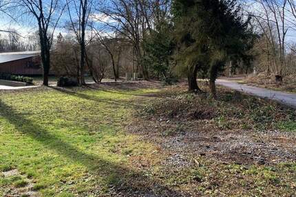 Attraktives Baugrundstück mit 859 m² für ein EFH plus Doppelgarage in Obertraubling.