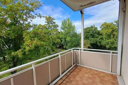 Wohnung zum Mieten in Merseburg 318,00 € 48.83 m²