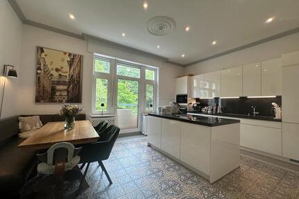Provisionsfreie Altbauwohnung mit Südwest-Terasse,Burgblick&Kamin - Königstein im Taunus