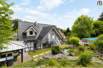 Haus zum Kaufen in Waldbröl 549.000,00 € 290 m²