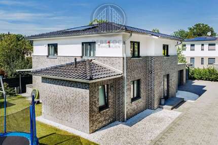 Haus zum Kaufen in Adendorf 849.000,00 € 187 m²