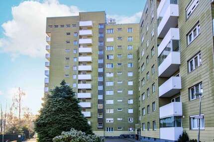 Wohnung zum Kaufen in Delmenhorst 98.000,00 € 62.18 m²