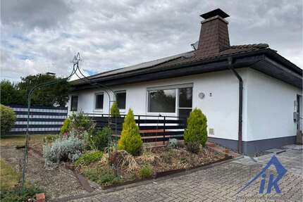 Haus zum Mieten in Hütschenhausen Spesbach 1.850,00 € 220 m² - Hütschenhausen / Spesbach