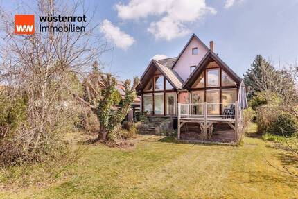 Individuelles Einfamilienhaus mit sehr schönem Grundstück in Blankenfelde