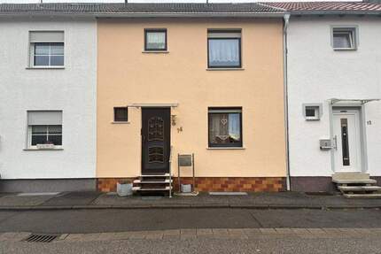 Familienfreundliches Reihenmittelhaus in ruhiger Wohnlage - Quierschied