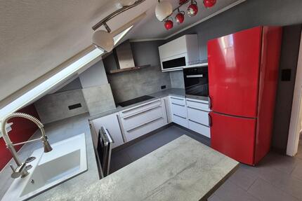 Gemütliche 1-Zimmerwohnung mit Einbauküche und Balkon - Stuttgart Zuffenhausen