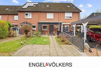 Gepflegtes Reihenhaus mit 4 Zimmern und Garage - Henstedt-Ulzburg
