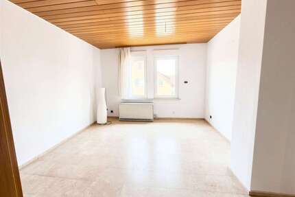 Wohnung zum Kaufen in Stuttgart 175.000,00 € 64.57 m²