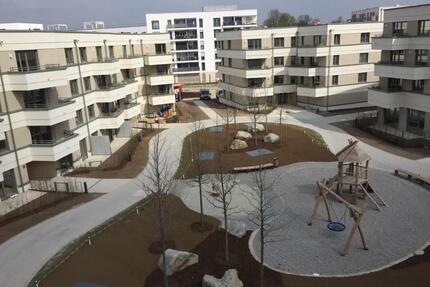 Moderne 2-Zimmer-Dachgeschosswohnung mit Balkon & Garagenplatz - München Aubing-Lochhausen-Langwied