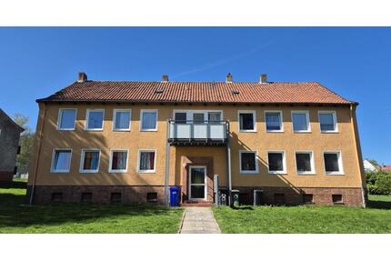 Wir sanieren für Sie! ***3-Zimmer-Wohnung in zentraler Lage*** - Schöningen