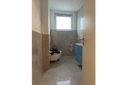 Erstbezug nach Sanierung - 3 Zi.DG-WHG mit Gr.Balkon zur Miete in Vöhringen !