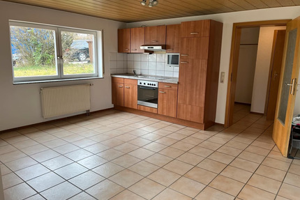 Mündersbach: 2-Zimmer-Wohnung ab 01.05. zu vermieten - Kleinmaischeid