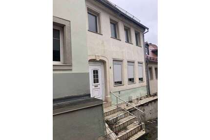 Haus zum Kaufen in Hohenstein-Ernstthal 19.250,00 € 143 m²