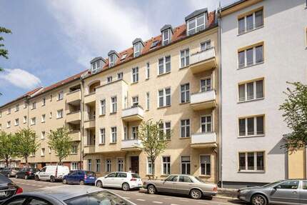 Berlin-Lichtenberg | Provisionsfreies MFH mit Fernwärmeheizung