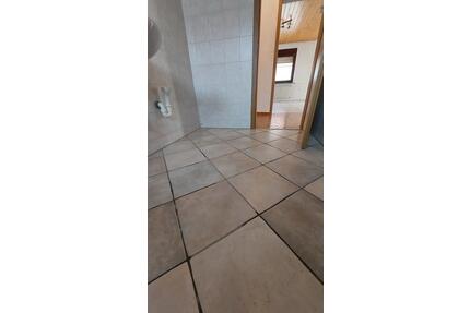 Geräumige 3 Zimmerwohnung - 1.200,00&nbsp;EUR Kaltmiete, ca.&nbsp; 93,00&nbsp;m&sup2; in Markgröningen (PLZ: 71706)