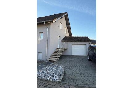 Haus zu verkaufen - 780.000,00&nbsp;EUR Kaufpreis, ca.&nbsp; 250,00&nbsp;m&sup2; in Hanhofen (PLZ: 67374)