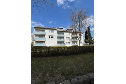 Charmante 2,5-Zimmer-Dachgeschosswohnung in Ehingen (Donau)