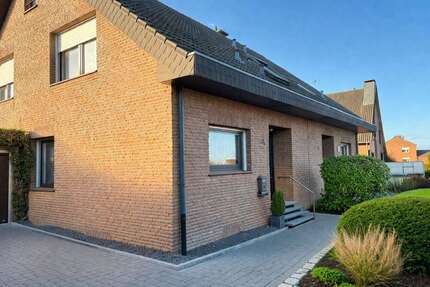 Haus zum Kaufen in Bedburg-Hau 369.000,00 € 135 m²