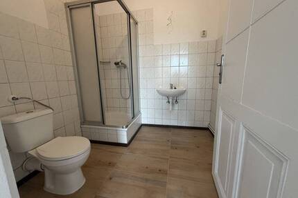 Frisch renovierte kleine Dachgeschosswohnung - Görlitz Innenstadt