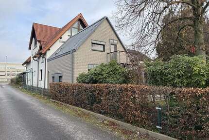 Haus zum Kaufen in Hövelhof 829.000,00 € 373 m²
