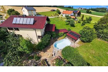 Haus zum Kaufen in Niederbergkirchen 695.000,00 € 224 m²
