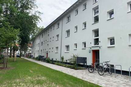 Wohnung zum Mieten in Erlangen 663,45 € 63.77 m²