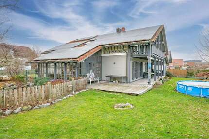 Haus zum Kaufen in Haarbach Rainding 649.000,00 € 243.85 m² - Haarbach / Rainding