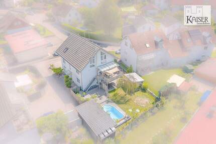 Attraktives 2-Familienhaus in Wehr-Öflingen mit Pool