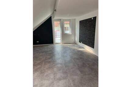 2‑Zimmer‑Dachgeschosswohnung ruhige Bestlage - Wildberg