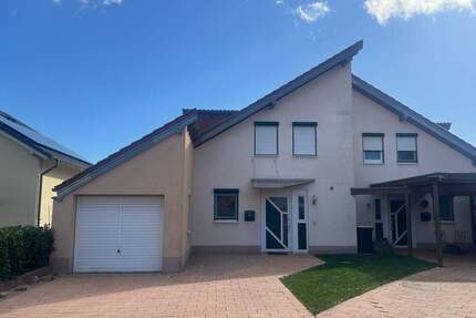 TOP-GELEGENHEIT! Doppelhaushälfte mit Weitblick in ruhiger Lage in Monzingen zu vermieten