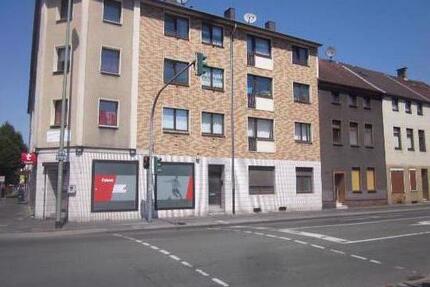 *Zentrale 3-Zimmer-Wohnung mit Badewanne und Dusche* - Duisburg Duisburg-Mitte