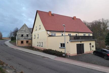 Vierseitenhof 4-Seitenhof teilmodernisiert im Raum Frankenberg - Frankenberg (Sachsen)