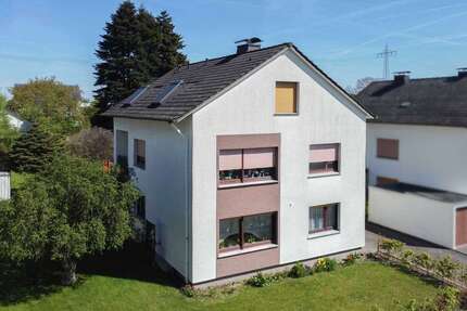 Haus zum Kaufen in Enger 349.000,00 € 226 m²
