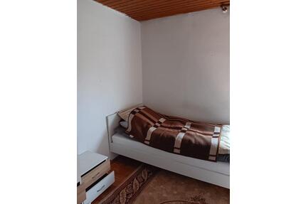 Wohngemeinschafts- Zimmer in 3er Männer- WG - Neckarwestheim