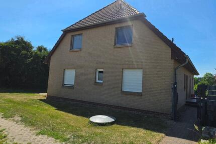 Bezugsfertige Familienidylle Haus mit Home-Office-Garantie - Pasewalk