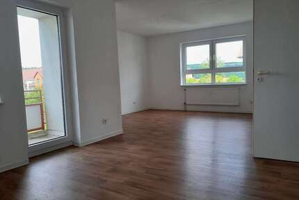 Wohnung zum Mieten in Naumburg (Saale) 379,00 € 58.26 m²