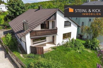 Stadtnahe Ruheoase - Einfamilienhaus mit viel Platz und Garten - Amberg