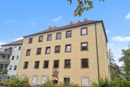Haus zum Kaufen in Aschaffenburg 1.400.000,00 € 524.48 m²