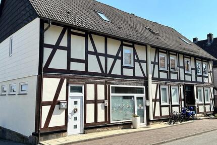 Haus Verkauf - 345.000,00&nbsp;EUR Kaufpreis, ca.&nbsp; 435,00&nbsp;m&sup2; in Zierenberg (PLZ: 34289)