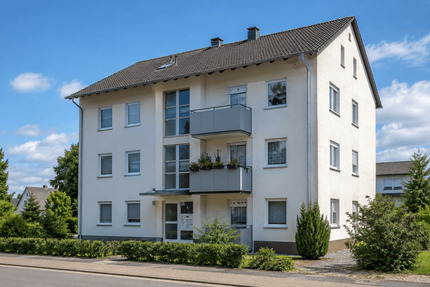 Attraktives Mehrfamilienhaus mit 6 Einheiten, PV-Anlage & großem Entwicklungspotenzial - Battweiler