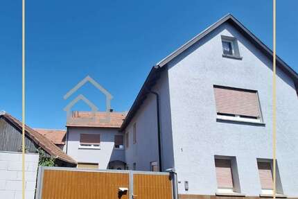 Haus zum Kaufen in Steinweiler 245.000,00 € 156 m²