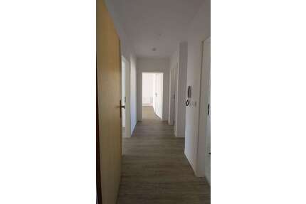 Wohnung zum Mieten in Zwickau 345,00 € 57.61 m²