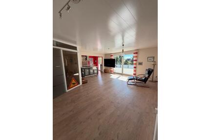 Wohnung ca. 160 qm 4 Zimmer, große Dachterrasse - Flintbek