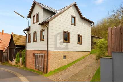 Haus zum Kaufen in Kirchzell 120.000,00 € 110 m²